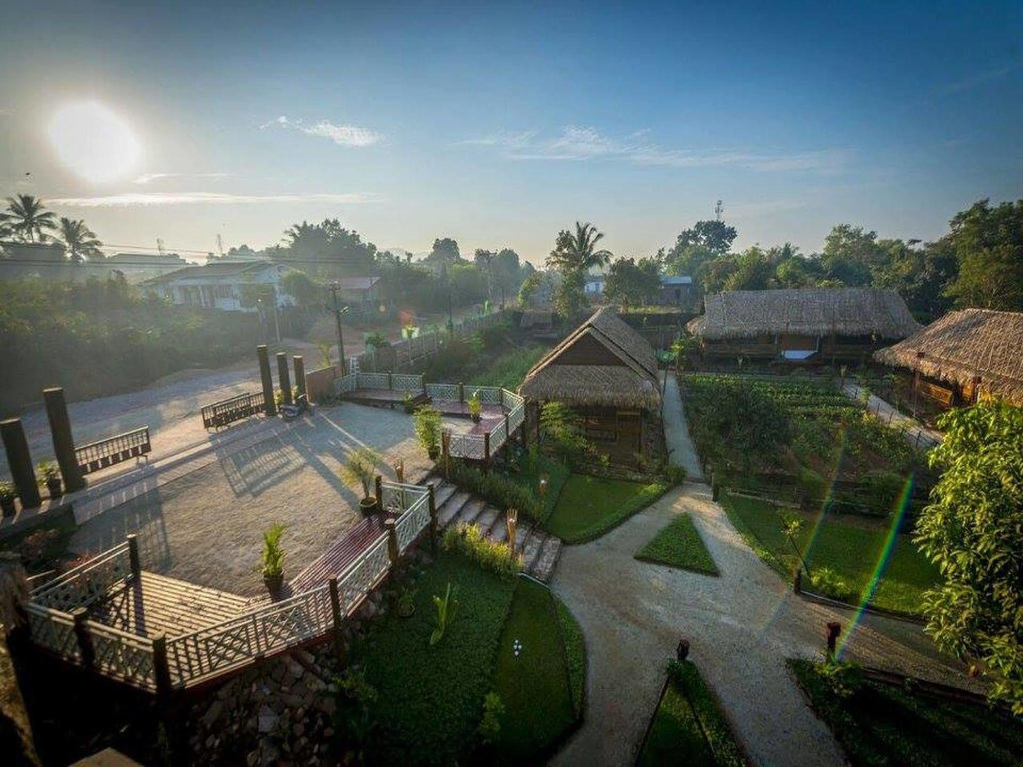 Hotel Queen Jamadevi Mawlamyine Exterior foto