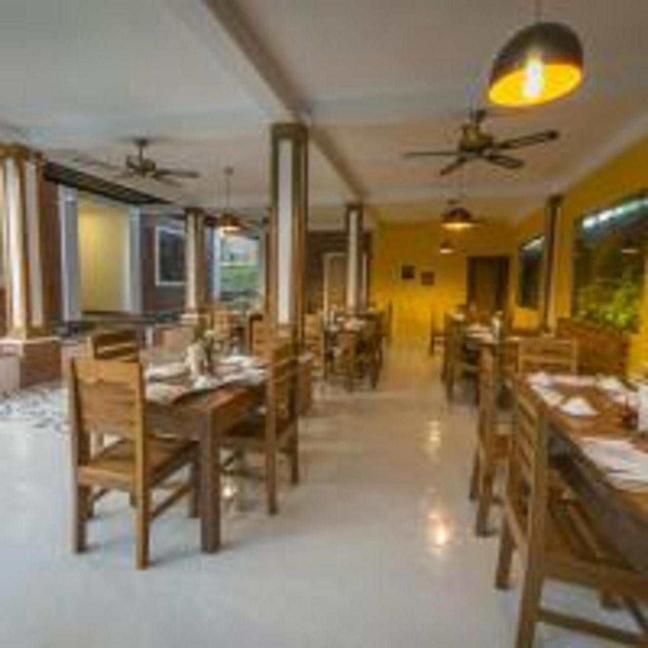 Hotel Queen Jamadevi Mawlamyine Exterior foto